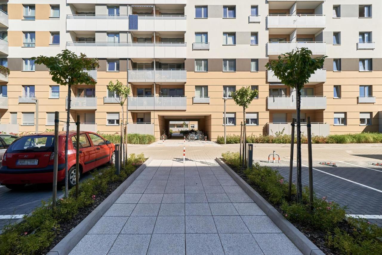 Exclusive Apartments Teczowa With Underground Parking By Noclegi Renters Wrocław Buitenkant foto