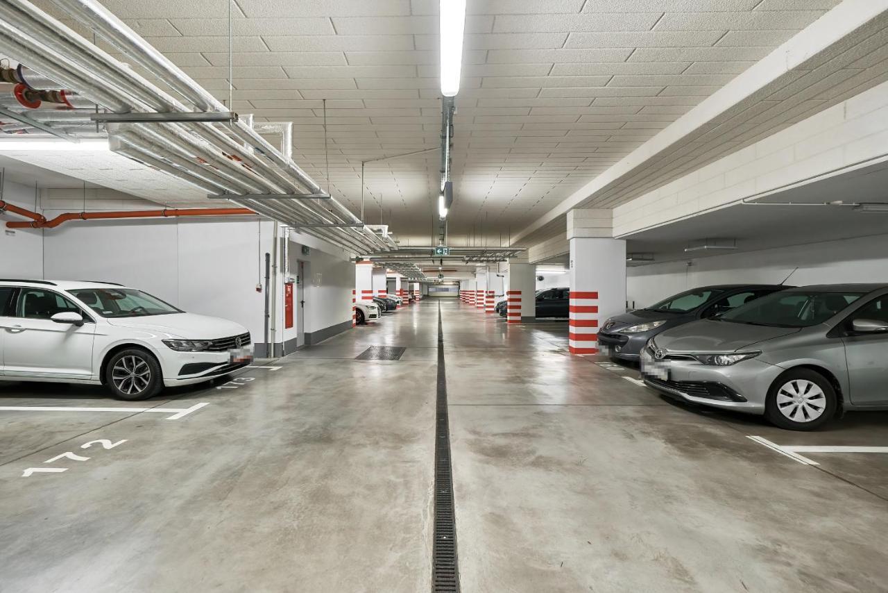 Exclusive Apartments Teczowa With Underground Parking By Noclegi Renters Wrocław Buitenkant foto