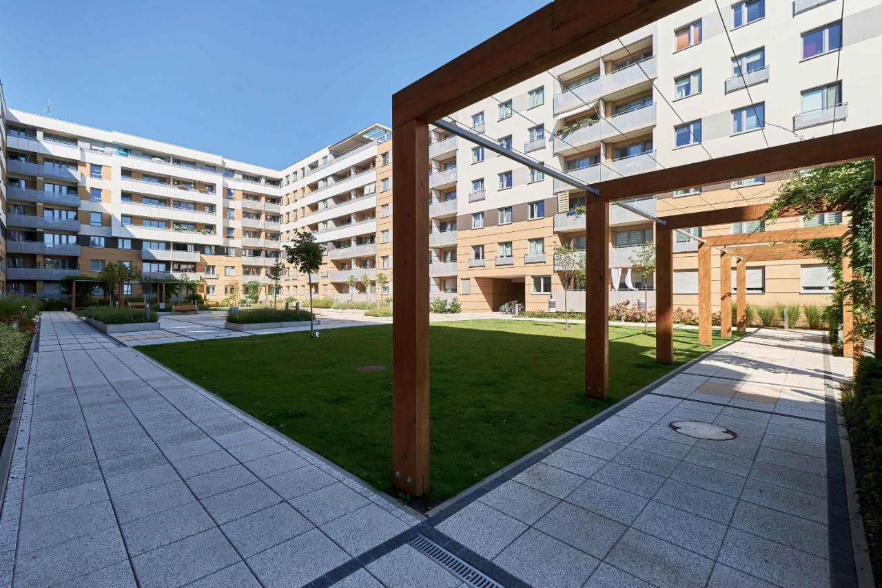 Exclusive Apartments Teczowa With Underground Parking By Noclegi Renters Wrocław Buitenkant foto