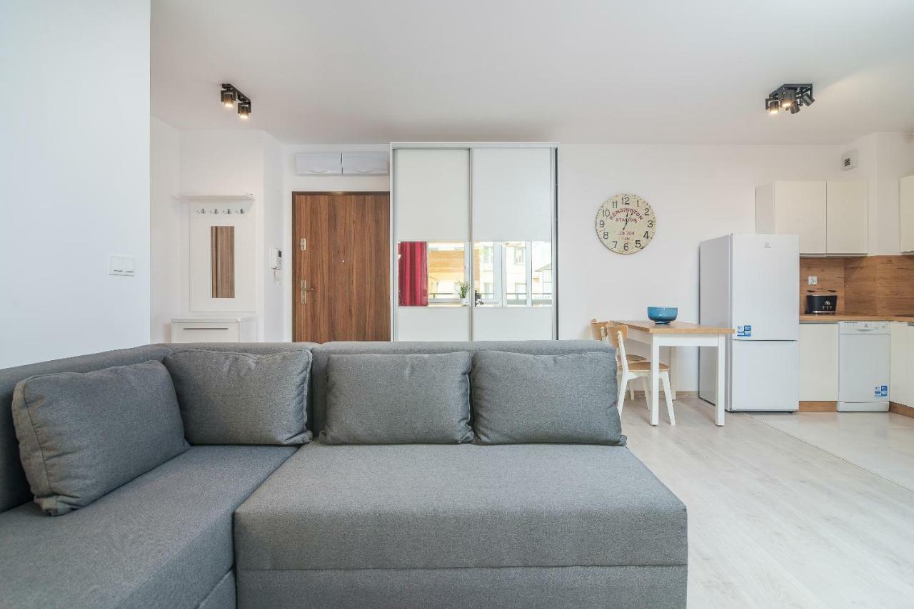 Exclusive Apartments Teczowa With Underground Parking By Noclegi Renters Wrocław Buitenkant foto