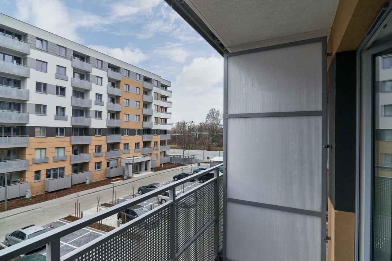 Exclusive Apartments Teczowa With Underground Parking By Noclegi Renters Wrocław Buitenkant foto